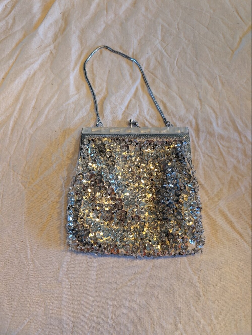 2/40$ Vintage Silver Sequin Wristlet Clutch